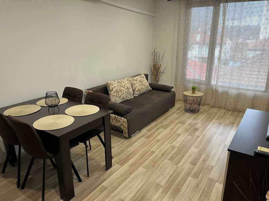 Дава се под наем Двустаен апартамент в Габрово, Център - 60 кв.м за 318.75 € - Снимка #11