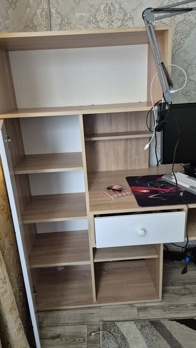 Стол компьютерный