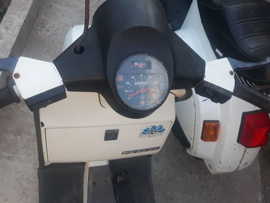 Vespa PK 50S si Vespa PK 50 XL