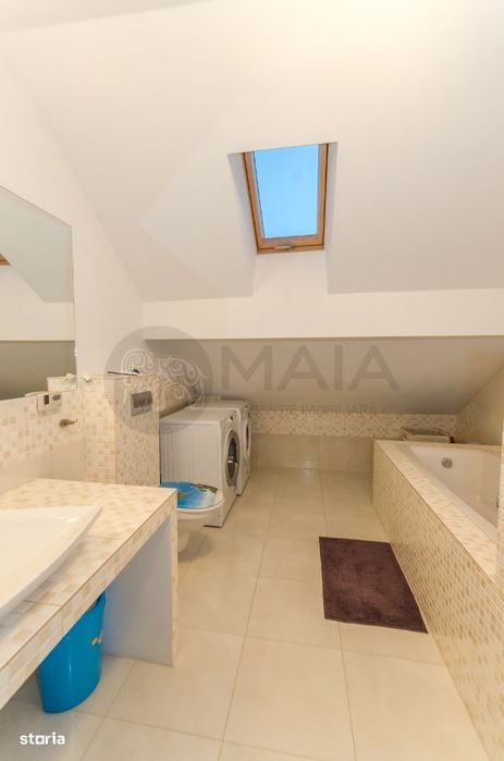 Penthouse 3 camere, 2 bai, 200 mp utili + 35 mp terasa,Calea Dumbravii