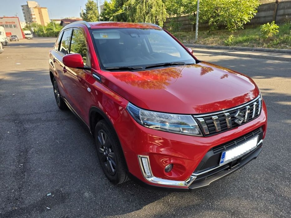 Suzuki Vitara Suzuki Vitara 1.4 Hybrid 140 CP|Passion|Iulie 2023|13000km|impecabila