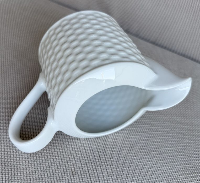 Превъзходна КАНИЧКА за мляко-БАВАРСКИ ПОРЦЕЛАН  Mitterteich- НОВА !!!