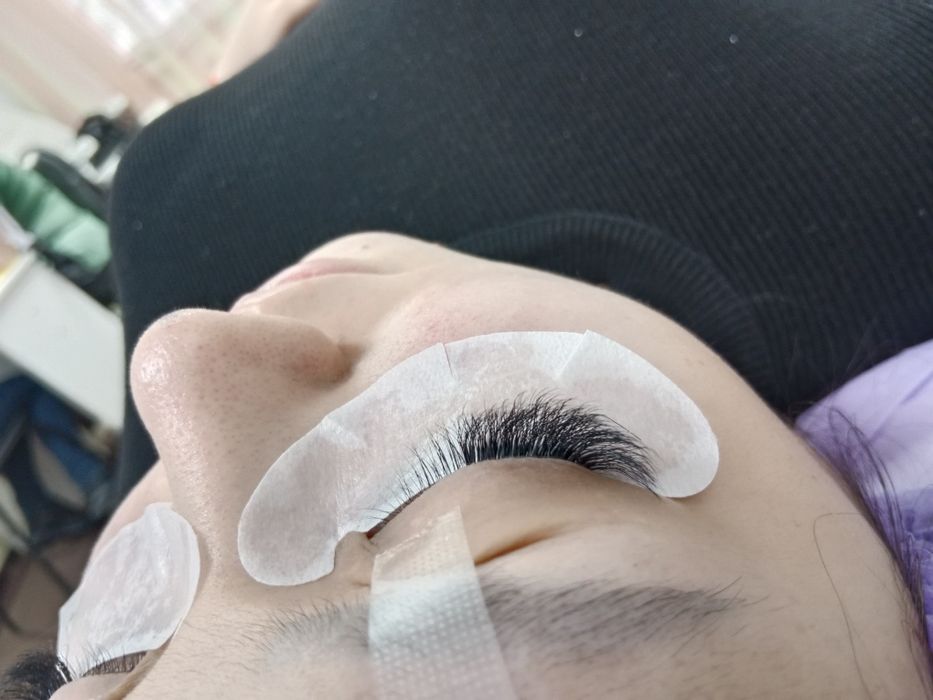 Наращивание ресниц акция.