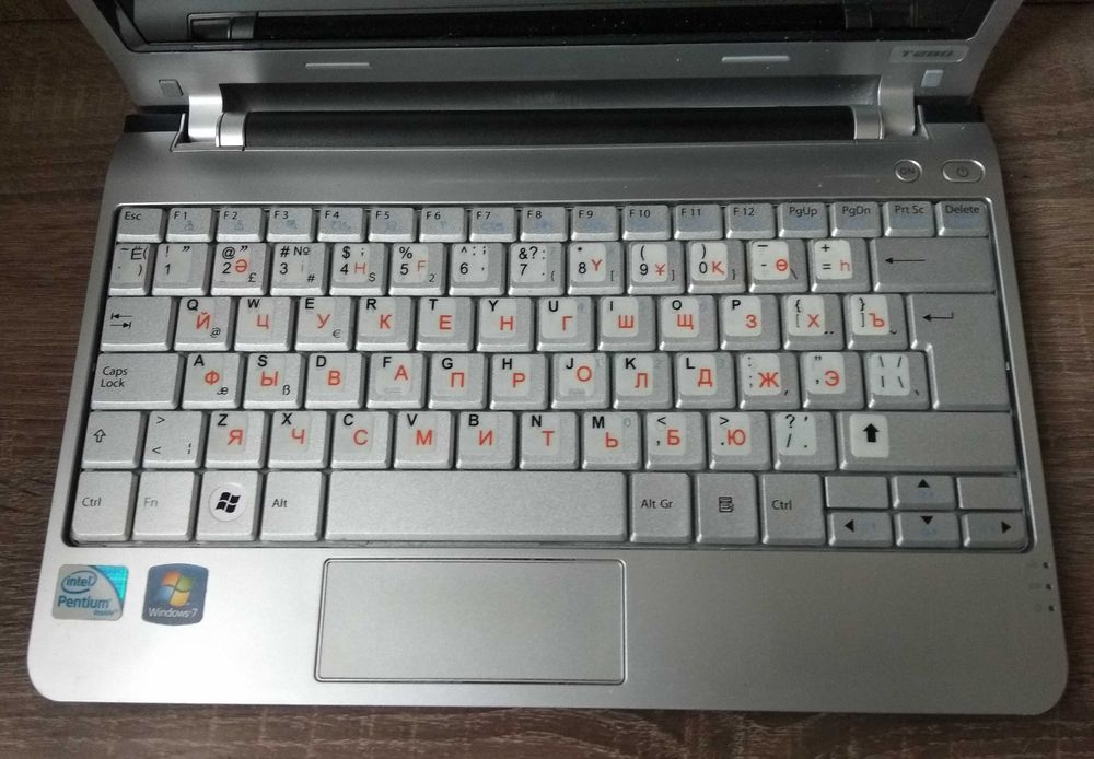 ноутбук LG с новой мышкой