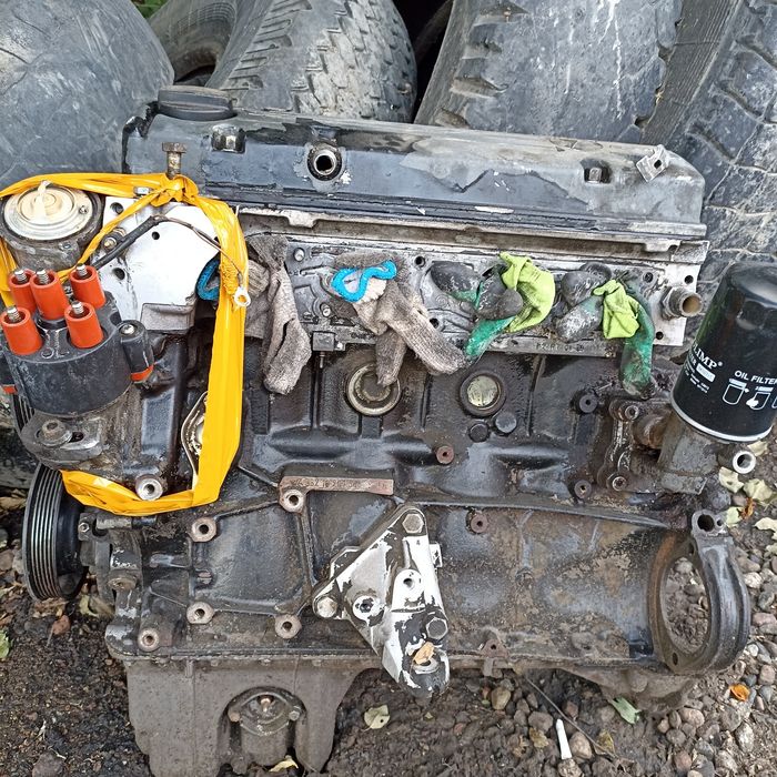 ДВС М102 Мерс 124