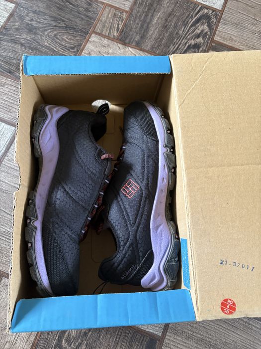 Кроссовки  демисизонние