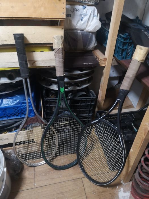 Теннисный ракетки