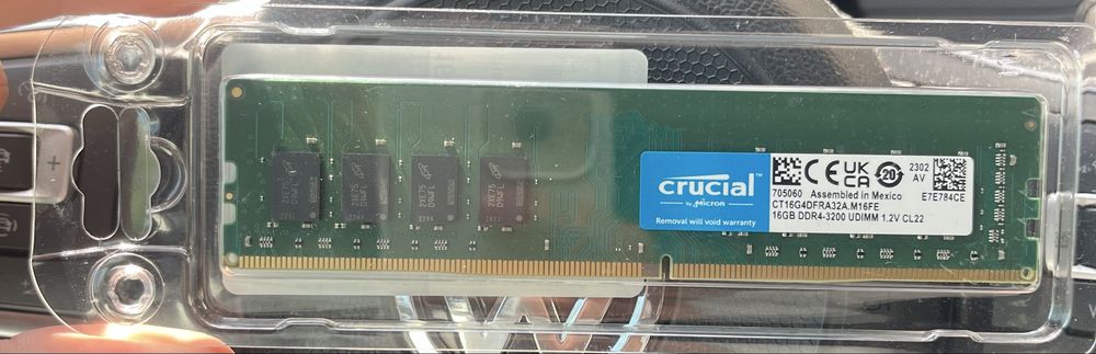 Crucial 16gb ram ddr 3200mhz cl22 // Desktop