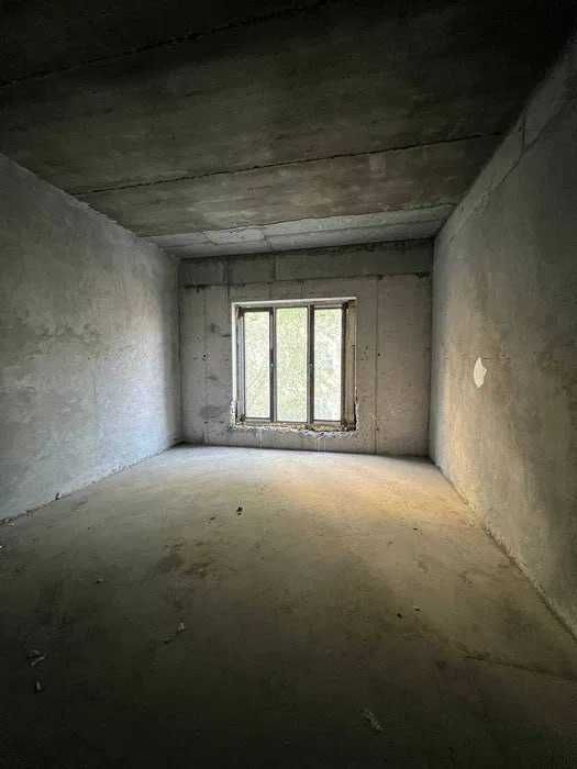 Sayram Tower 2/4/10 коробка 77м2 квартира продажа срочно: метро БИЙ