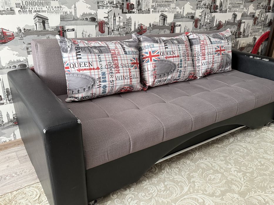 Продам диван размер 2.28