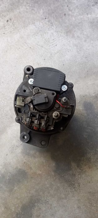 генератор на volkswagen  Golf 2 . Гольф2.