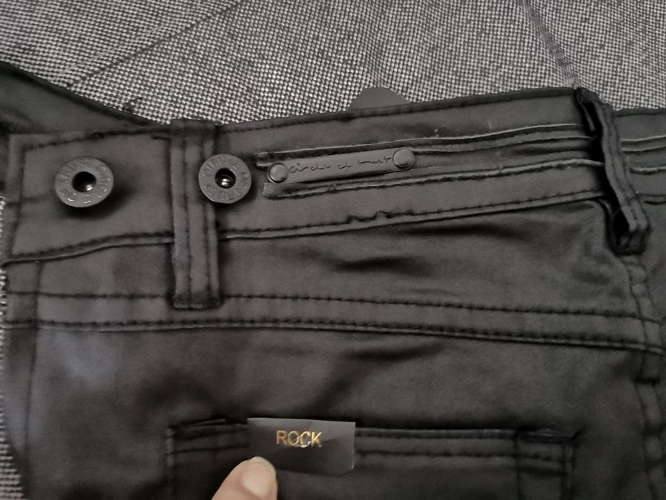 Blugi dama, negri Rock, XXS, W25, noi