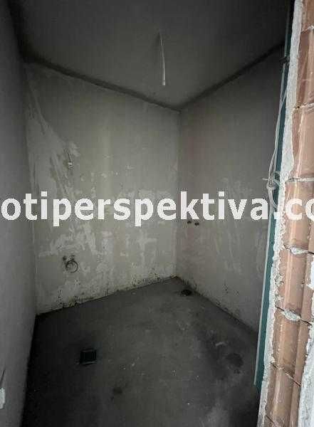 Продава се Тристаен апартамент в Пловдив, Център - 86 кв.м за 2109 €/кв.м - Снимка #7