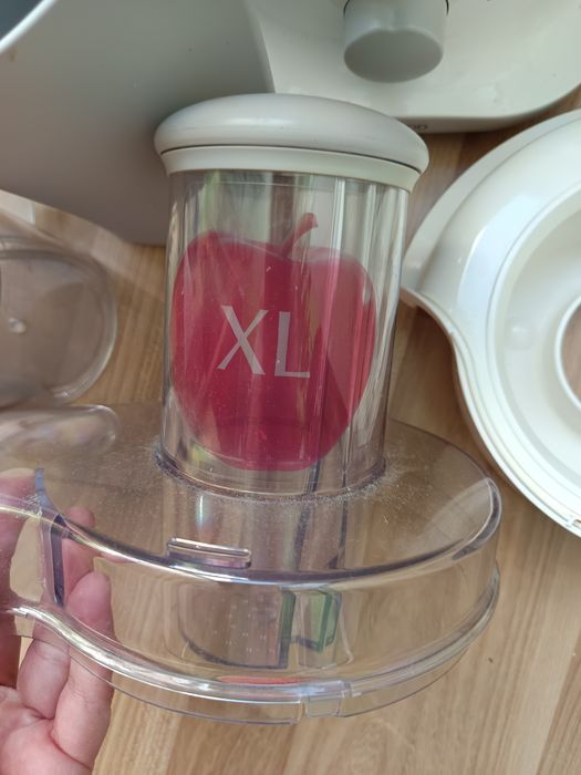 Сокоизтисквачка Kenwood je 680