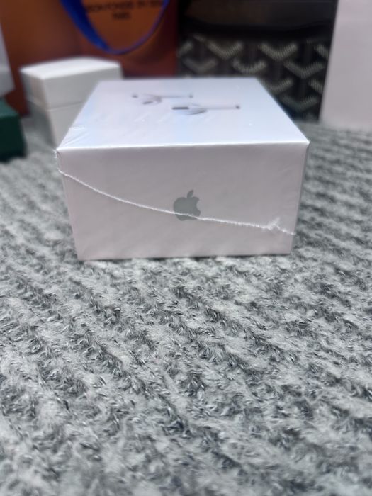 Casti AirPods Pro 3 USB C Noi Sigilate Calitate Premium