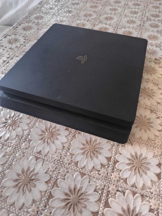 Ps4 в добро състояние