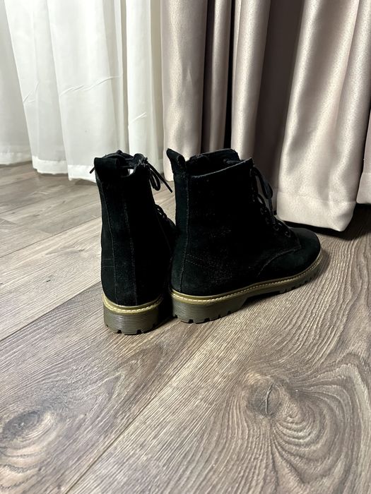 Чисто нови дамски боти Office London