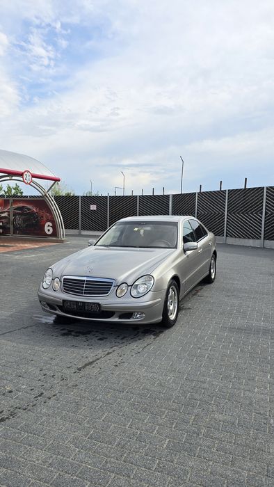 MERCEDES-BENZ E-Class 2003 — imagine 3