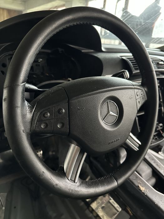 Волан Mercedes ML W164 R class W251