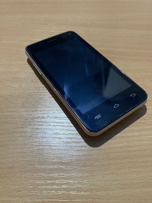 Продам телефон