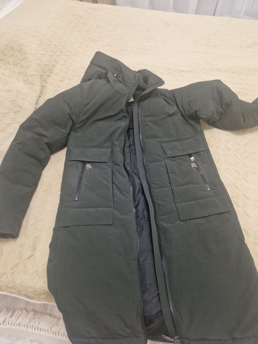 Куртка тёплая в отличном состоянии