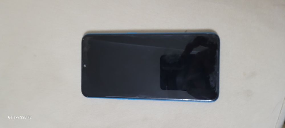 Телефон продаю Oppo A12