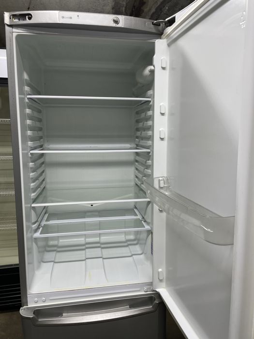 Срочно продам холодильник