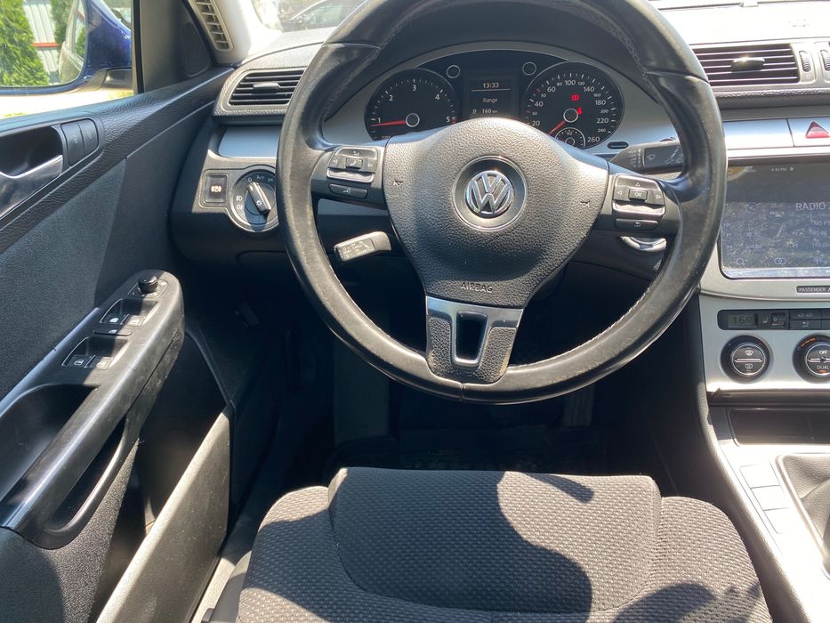 VOLKSWAGEN Passat 2010 — imagine 5
