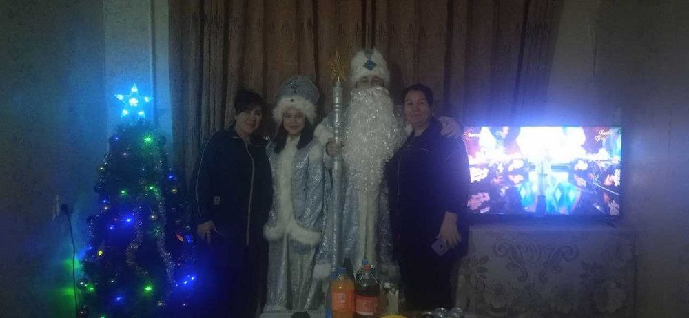 Дед Мороз и снегурочка