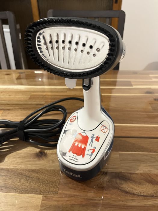 Fier de calcat vertical Tefal