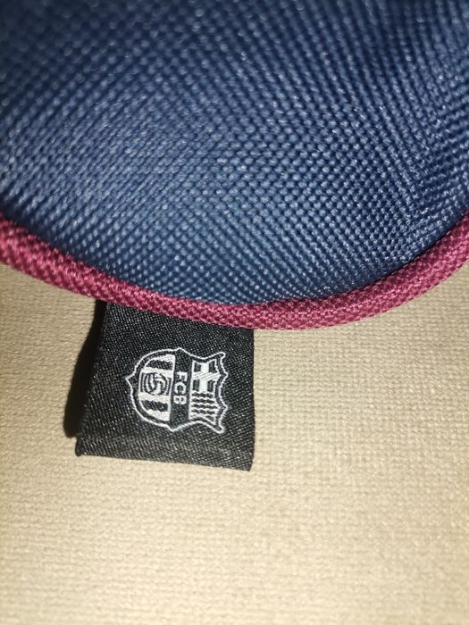 Продавам несесер на BARCELONA-официален продукт