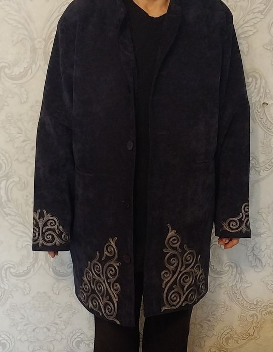 Чапаны и камзолы новые