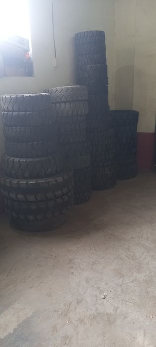 Балоны на кары целнолитое.