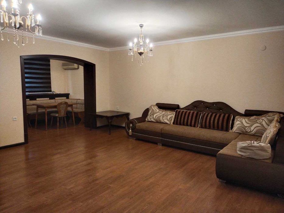 ул.Новомосковская 77-серия 3-комн 3/4 70 м² ремонт меб/тех гараж 12х4