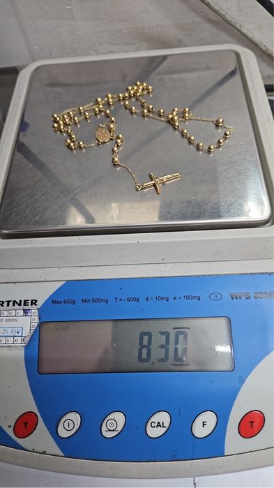Rozariu aur 14 k