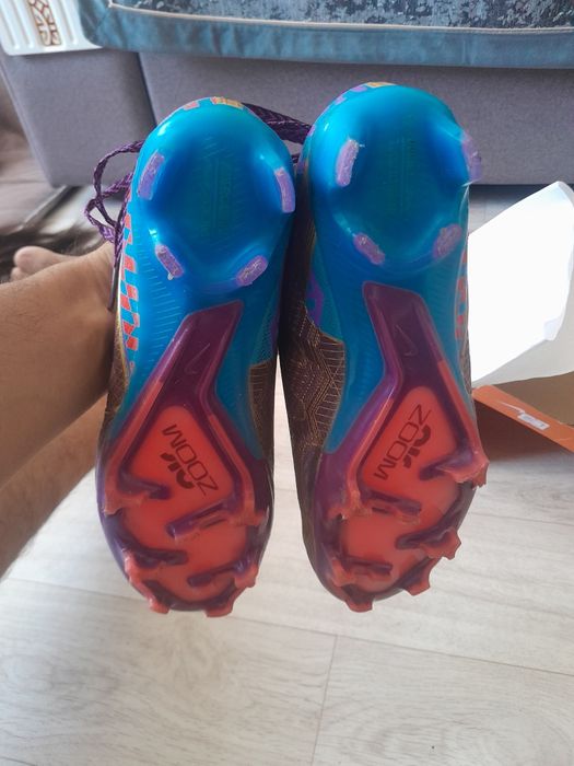 Бутсы Air zoom,в отличном форме