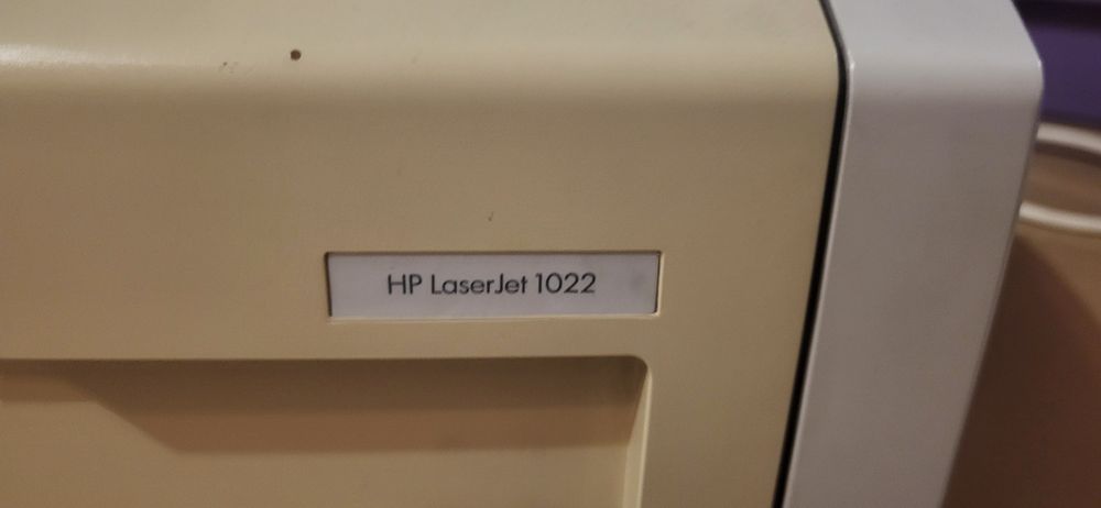 Продам принтер Нр 1022
