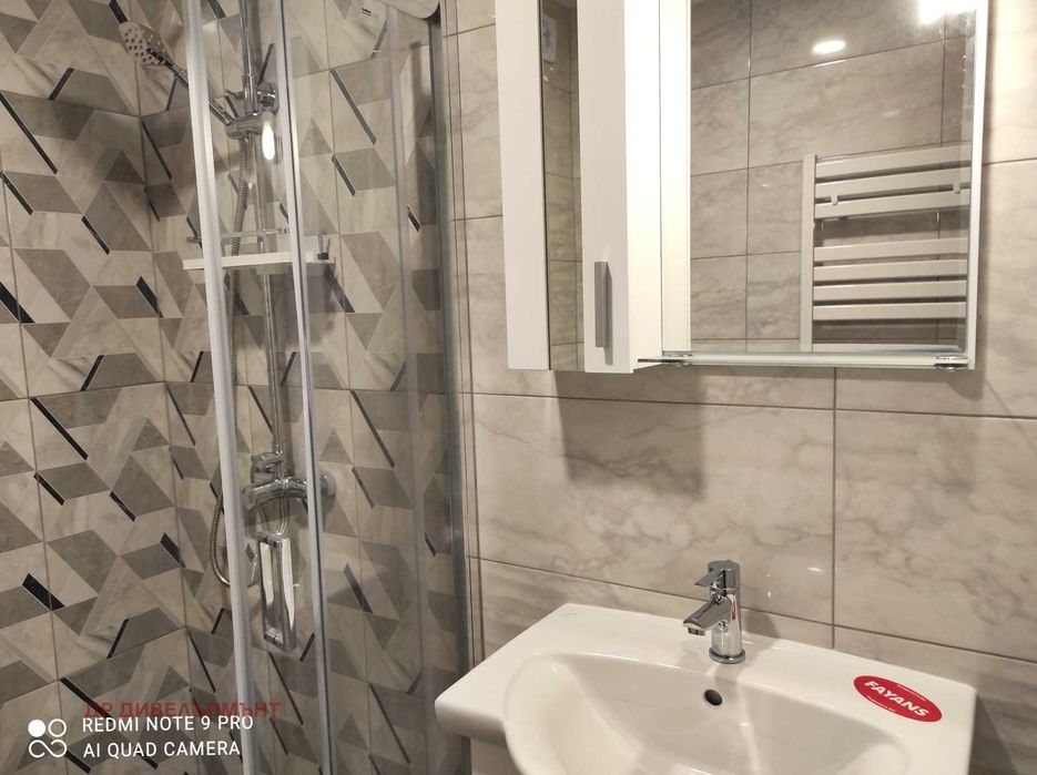 Дава се под наем Тристаен апартамент в София, Връбница 1 - 82 кв.м за 648.21 € - Снимка #10