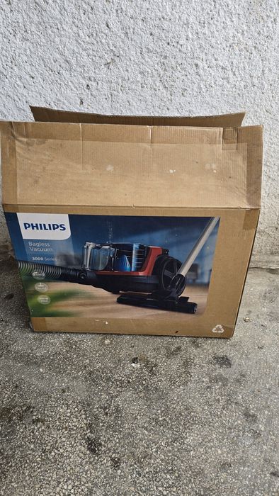 Aspirator fără sac, Philips PowerPro Compact, FC9330/09, 750W., PowerCyclone 5, perii triactive, parchet, filtru anti-alergic ECARF, roșu
