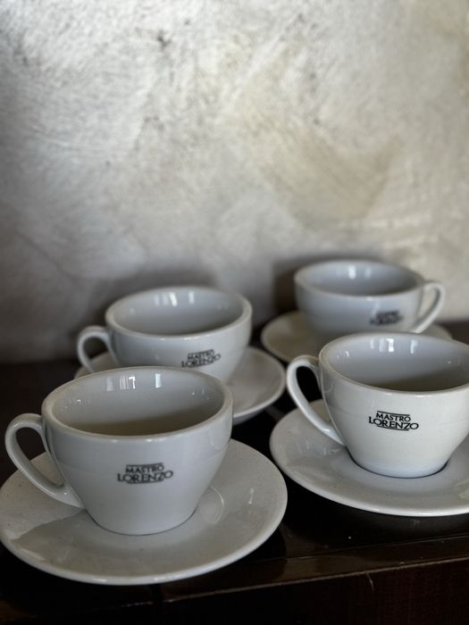 Чаши за кафе и капучино