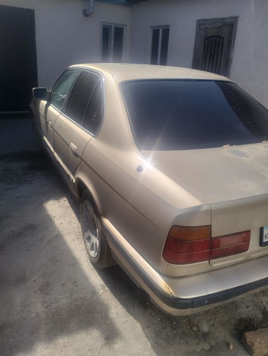 Продам БМВ 520 без мотора