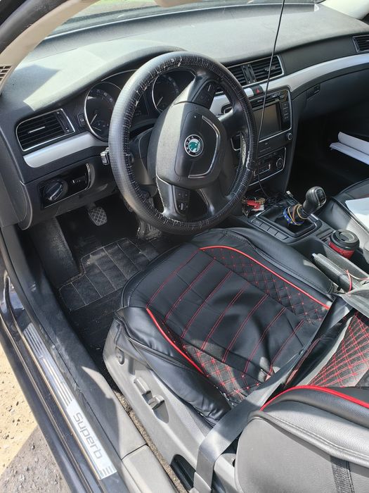 Skoda Superb 2 2.0TDI 190CP Berlina