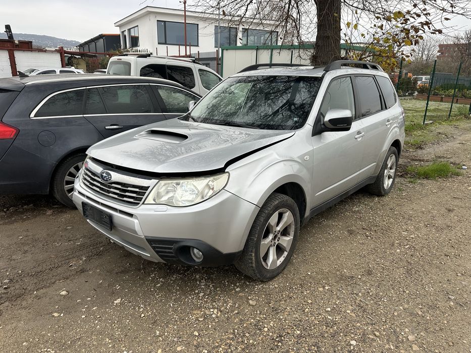 Предна броня комплект за Субару Форестър 2008-2012г.!