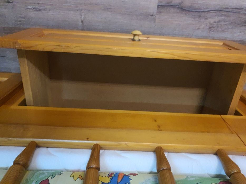 Бебешка кошара дървена