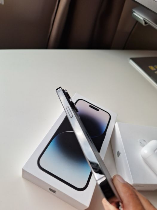 Iphone 14 pro 128 gb + airpods 2nd gen