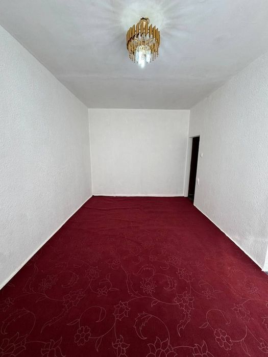 * ПАРЛАМЕНТ 1/2/4 Чиланзар 18 квартал Продаётся квартира