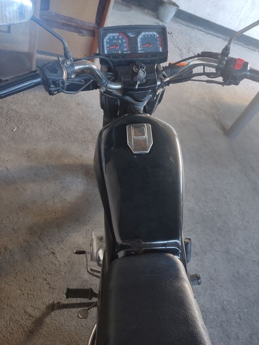 Продам мотоцикл .