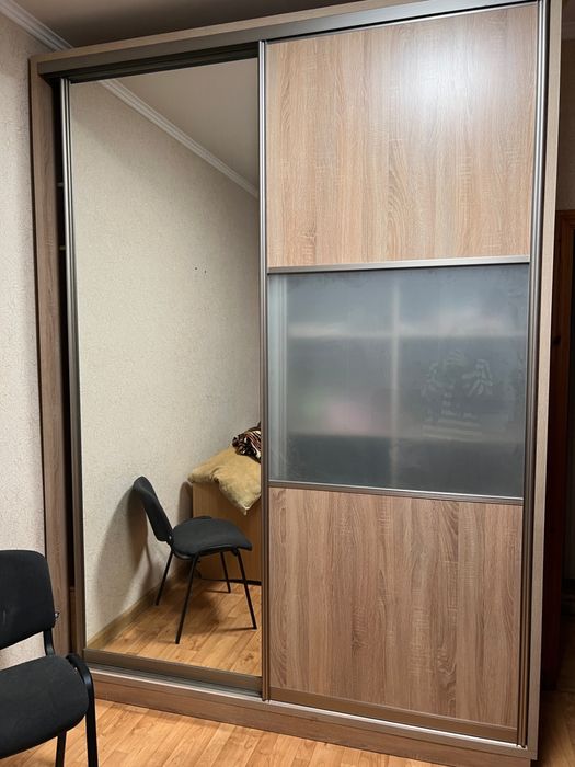 Продам шкаф купе