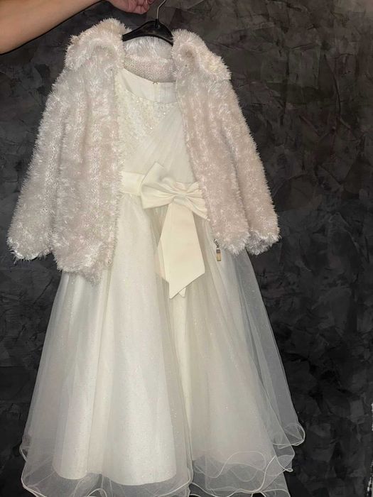 Детска булчинска рокля