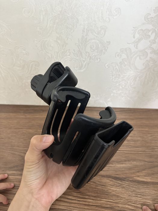 Держатель бутылки и сотки для коляски